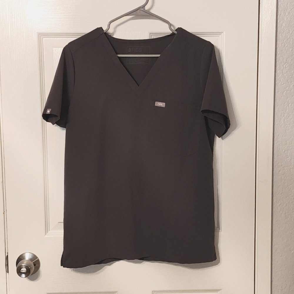 Figs one pocket scrub top womens